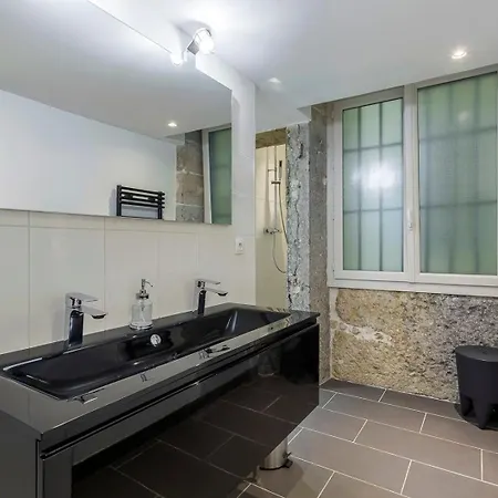 Apartmán Charlie - Furnished - Downtown